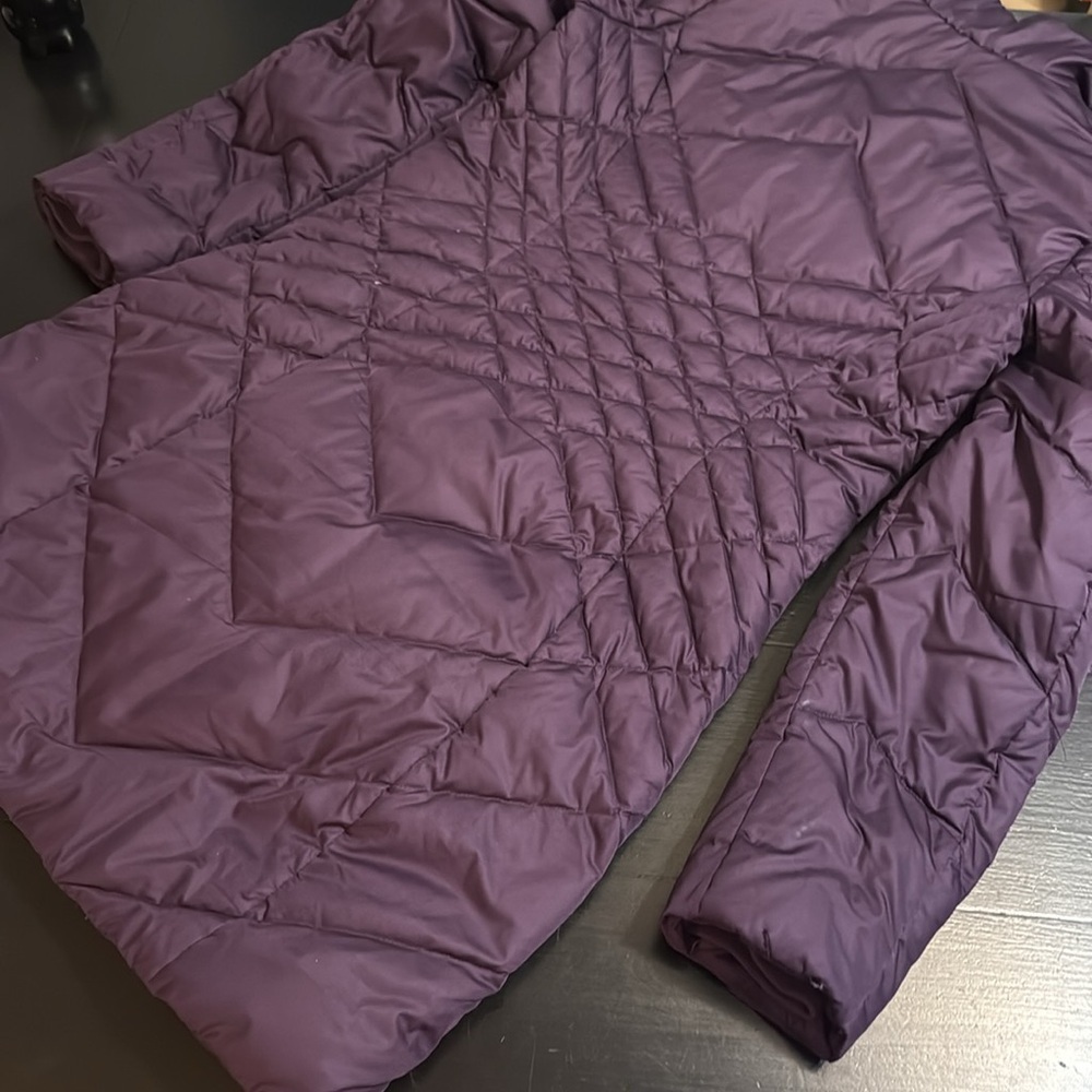 Eddie Bauer Deep Purple Quilted Coat size tall medium - Picture 5 of 7